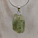 Apatit gr&uuml;n Rohstein angetrommelt mit Stift&ouml;se...