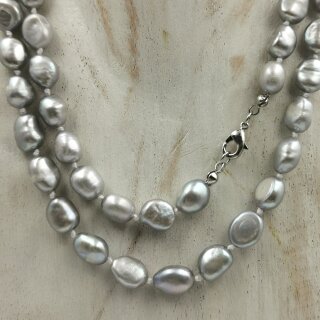 Perle grau Kette freeform ca. 1,0x0,8 / 45cm